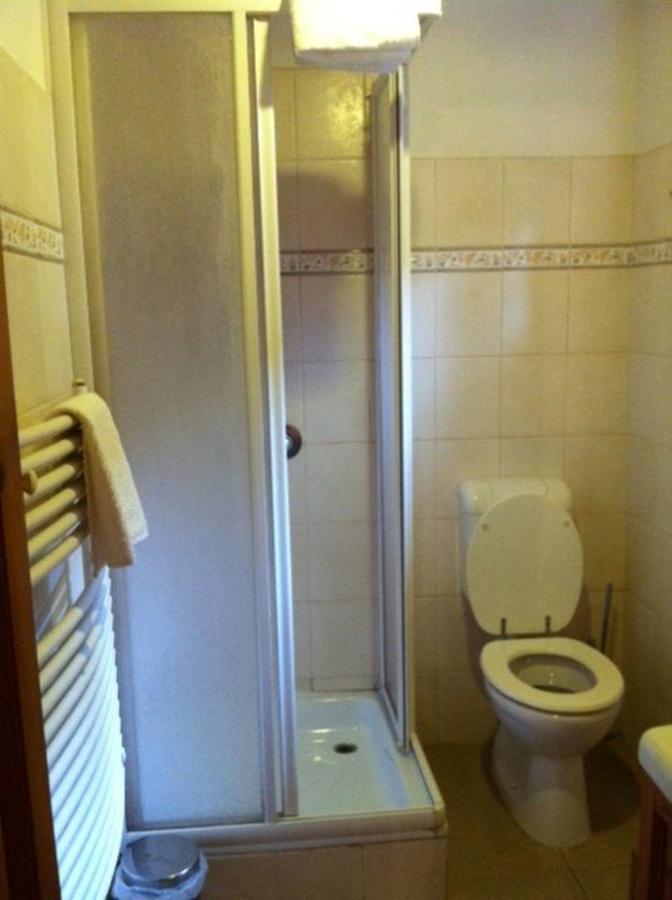 Racz Fogado Hotel Kisoroszi Екстериор снимка
