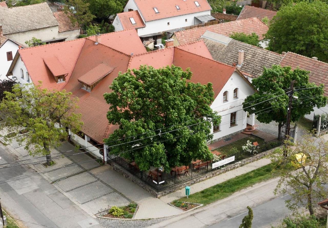 Racz Fogado Hotel Kisoroszi Екстериор снимка