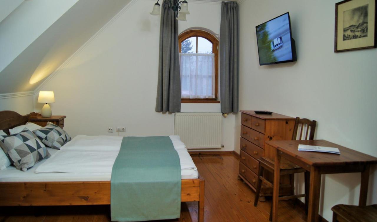 Racz Fogado Hotel Kisoroszi Екстериор снимка